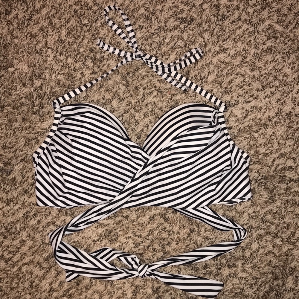 Victoria secret bikini top